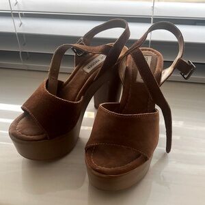 Steve Madden Brown Wedge